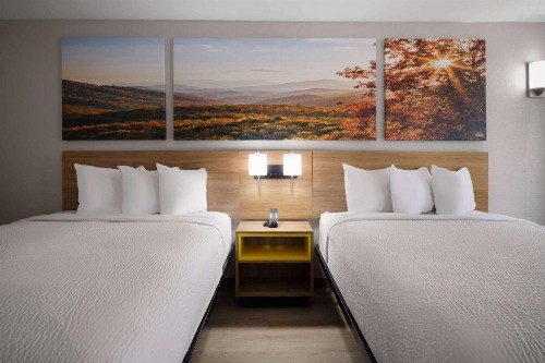 Express Inn East - image 17