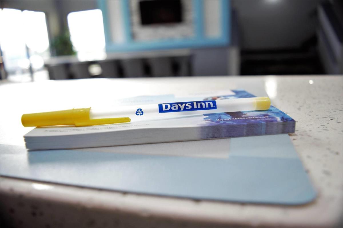 Days Inn by Wyndham Montgomery - image 5