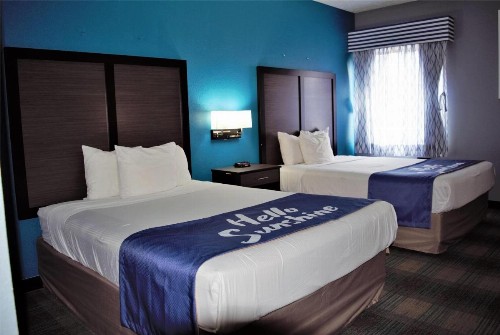 Days Inn by Wyndham Montgomery - image 8
