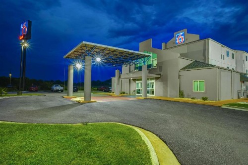 Motel 6-Montgomery AL - Airport - image 3
