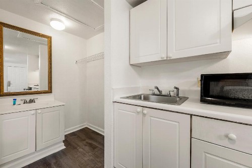 Extended Stay Studios - image 3