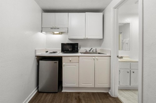 Extended Stay Studios - image 6