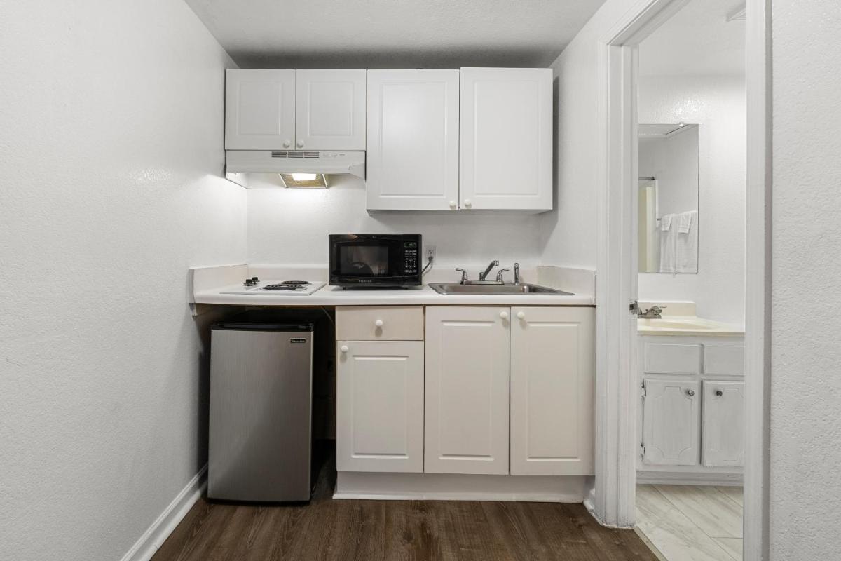 Extended Stay Studios - image 6
