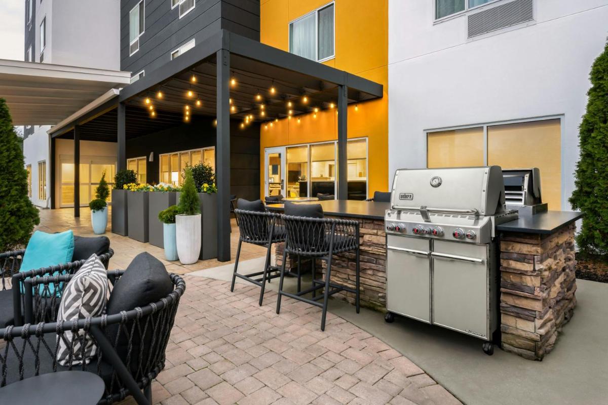 TownePlace Suites by Marriott Montgomery EastChase - image 4