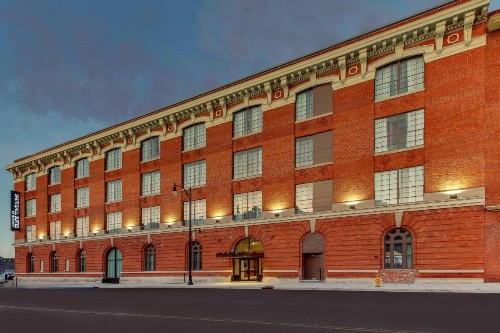 SpringHill Suites by Marriott Montgomery Downtown - image 3