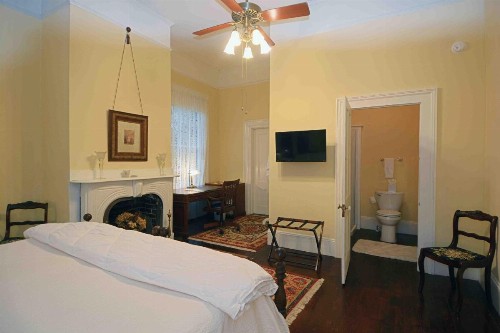 1872 Denham Inn - image 36