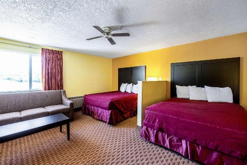 Rodeway Inn & Suites Monticello - image 9