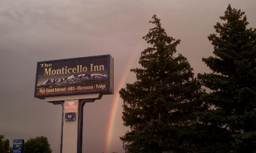 The Monticello Inn - image 2