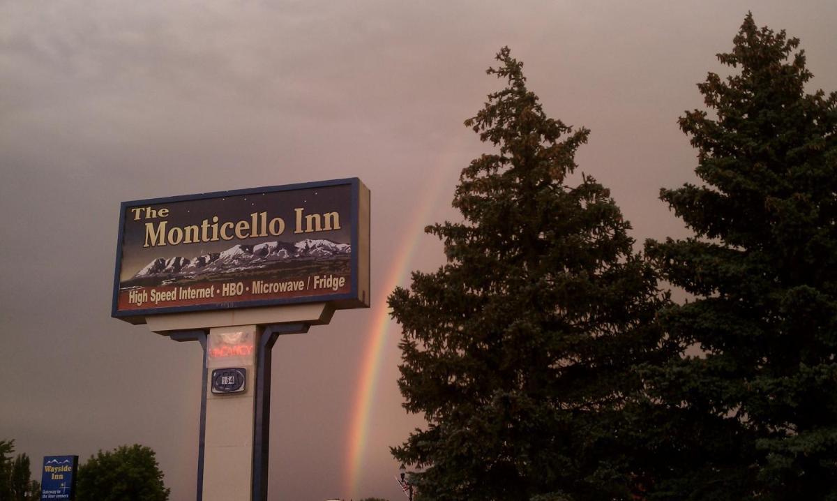 The Monticello Inn - image 2