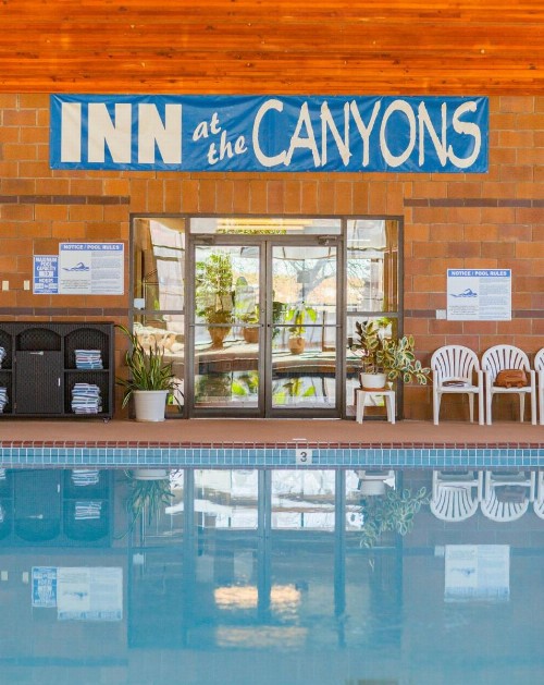 Inn at the Canyons - image 8