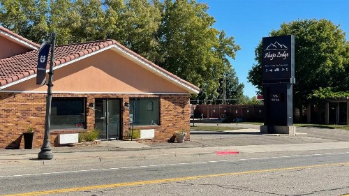 Wayside Motor Inn - image 18