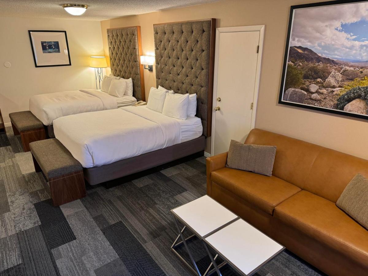 Wayside Motor Inn - image 4