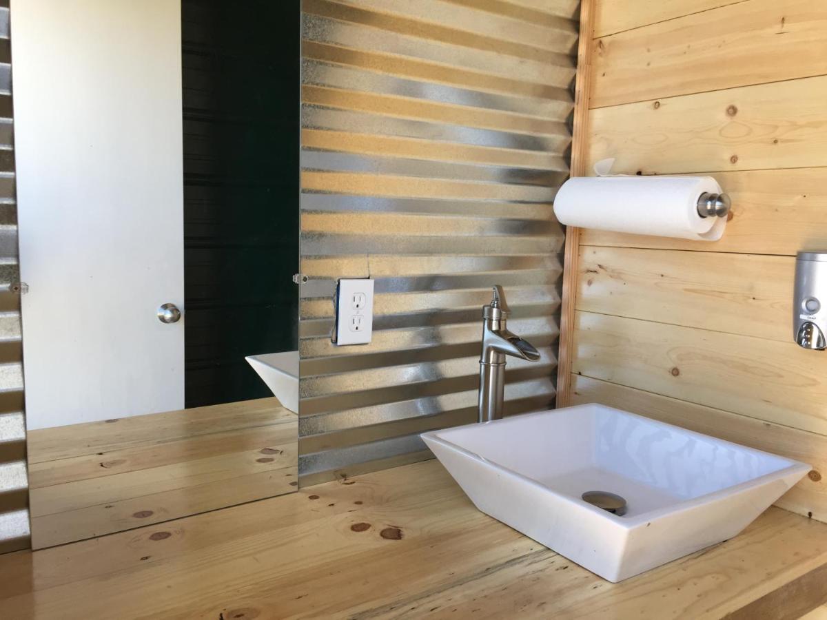 Primrose Cabin Glamour Camping Hot showers Stunning Night Sky - image 5