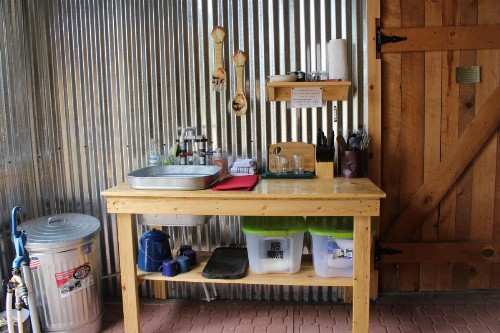 Silver Cabin in The Western Barn - image 12