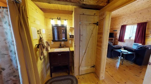 Ranch Mountain Cabin Stunning! BBQ Campfire Hiking - image 17