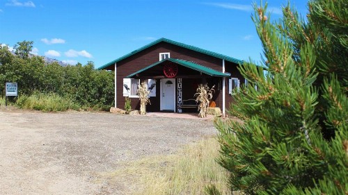 Ranch Mountain Cabin Stunning! BBQ Campfire Hiking - image 8