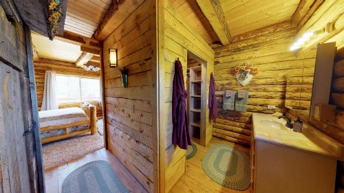 Canyon View Family Cabin Deck TV Room Games BBQ Campfire - image 9