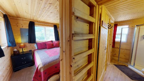White Pine Cabin by Canyonlands Lodging - image 4