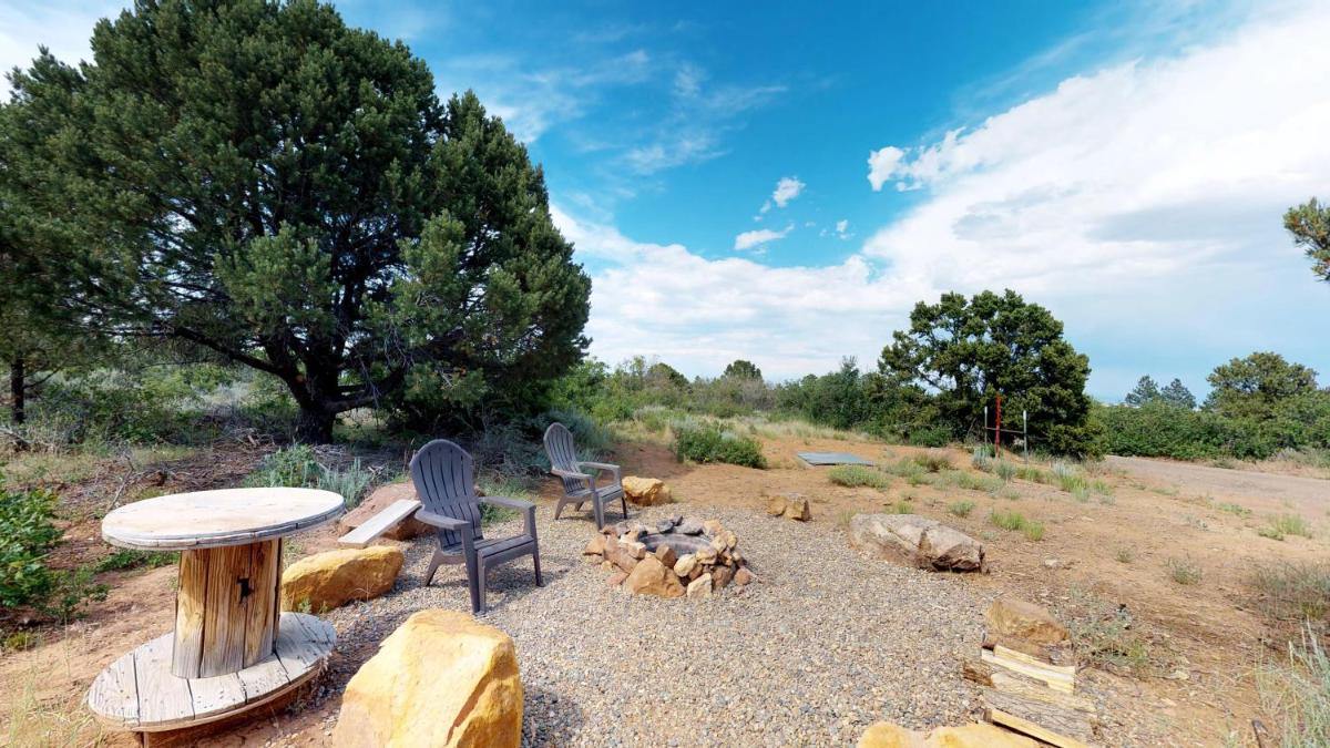 White Pine Cabin by Canyonlands Lodging - image 6