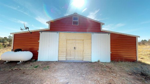 Stunning Duke Barn Cabin Suite - image 4