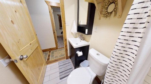 Huge Lil' Cascade Family Lodge 4 floors with Loft and Game Room - image 7