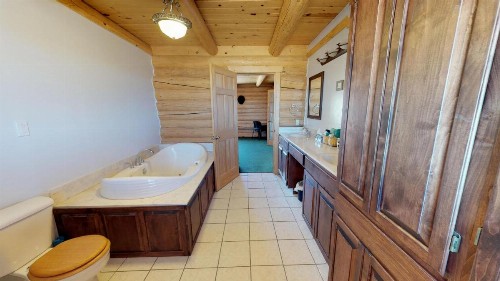 Horsehead Mountain Lodge Stunning Log Cabin with Amazing Views - image 9