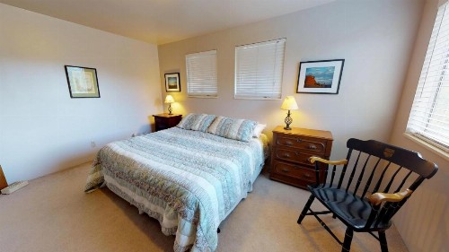 Hideout Ft Abajo 2 BR Cabin Stunning Views Secluded! - image 25