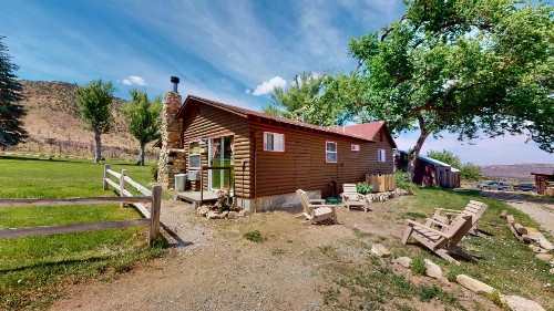 Pack Creek ~ Farm House - image 34