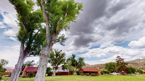 Pack Creek ~ Farm House - image 43