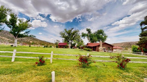 Pack Creek ~ Farm House - image 44