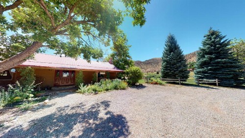 Pack Creek ~ Lodge Suite - image 3