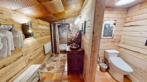 Pack Creek ~ Lodge Suite - image 5