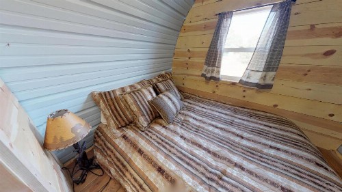 Western Covered Wagon
