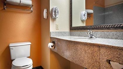 Best Western Plus Bass Hotel & Suites