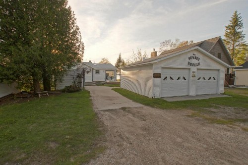 Sunset Breeze House at Moran - image 21