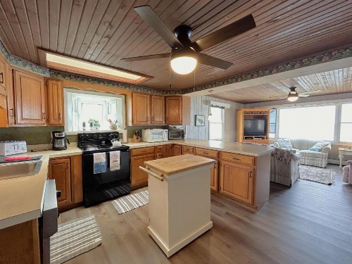 Sunset Breeze House at Moran - image 3