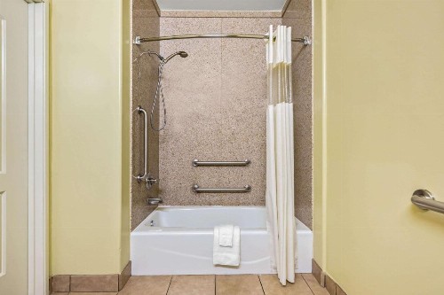 La Quinta by Wyndham Moreno Valley - image 26