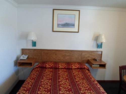 Economy Inn Morgan Hill - image 16