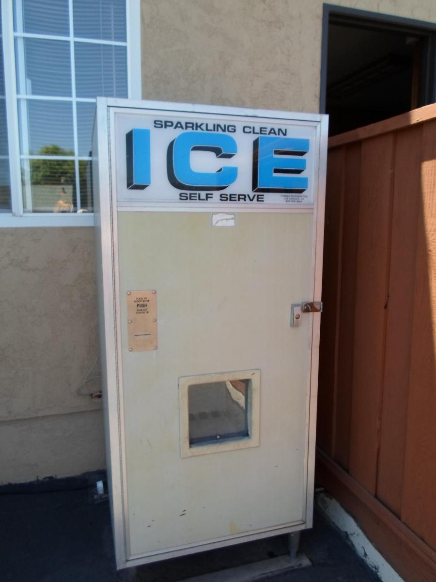 Economy Inn Morgan Hill - image 3