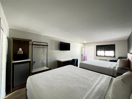 Executive Inn Morgan Hill - image 3