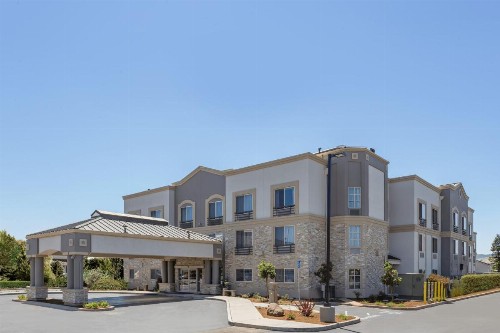 Holiday Inn Morgan Hill