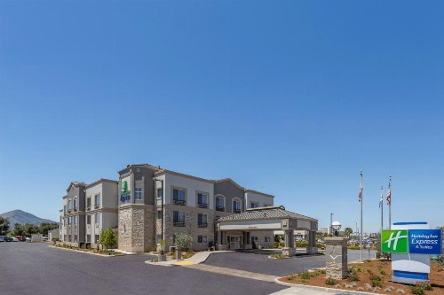 Holiday Inn Express Hotel & Suites San Jose-Morgan Hill an IHG Hotel - image 35