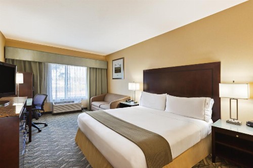 Holiday Inn Express Hotel & Suites San Jose-Morgan Hill an IHG Hotel - image 38