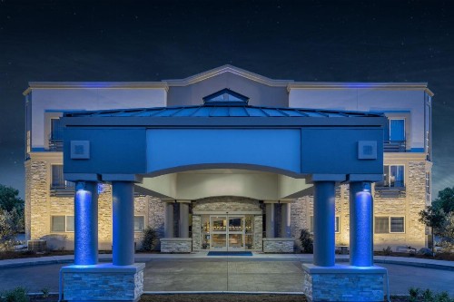 Holiday Inn Express Hotel & Suites San Jose-Morgan Hill an IHG Hotel - image 45