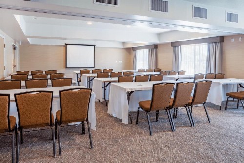 Holiday Inn Express Hotel & Suites San Jose-Morgan Hill an IHG Hotel - image 8
