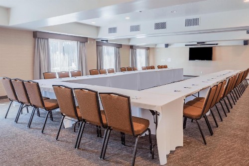 Holiday Inn Express Hotel & Suites San Jose-Morgan Hill an IHG Hotel - image 9