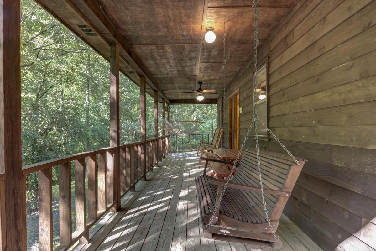 Moss Creek Cabin - image 2