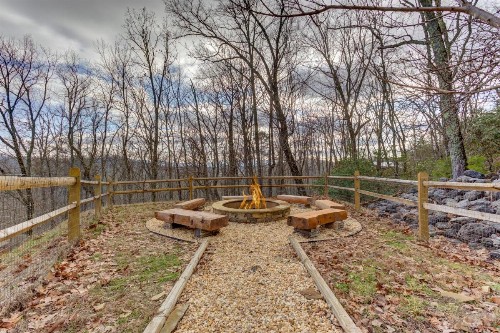 Rustic Luxury Retreat - image 10
