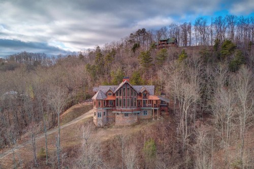 Rustic Luxury Retreat - image 7