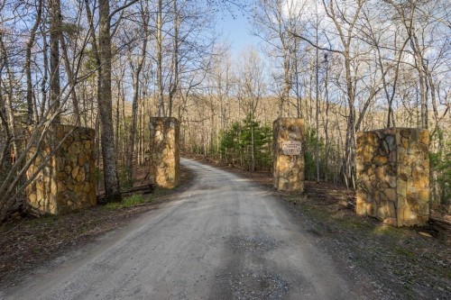 King Daddy Lodge by Escape to Blue Ridge - image 12